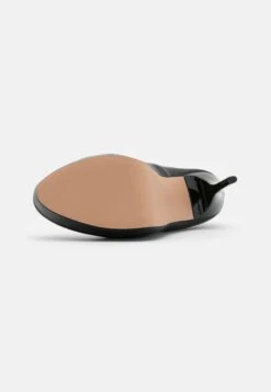 DecolletéBlack Donna Scarpe Con Tacco EVC11B006-Q11 -Vendite Even&Odd cbaafd20e4be412aa2e6d7be6d80f60f