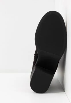 Stivali Sopra Il GinocchioBlack Donna Stivali EVC11A00D-Q11 13 Stivali Sopra Il GinocchioBlack Donna Stivali EVC11A00D-Q11 -Vendite Even&Odd e63ceda5026b41f59b1564569a868789